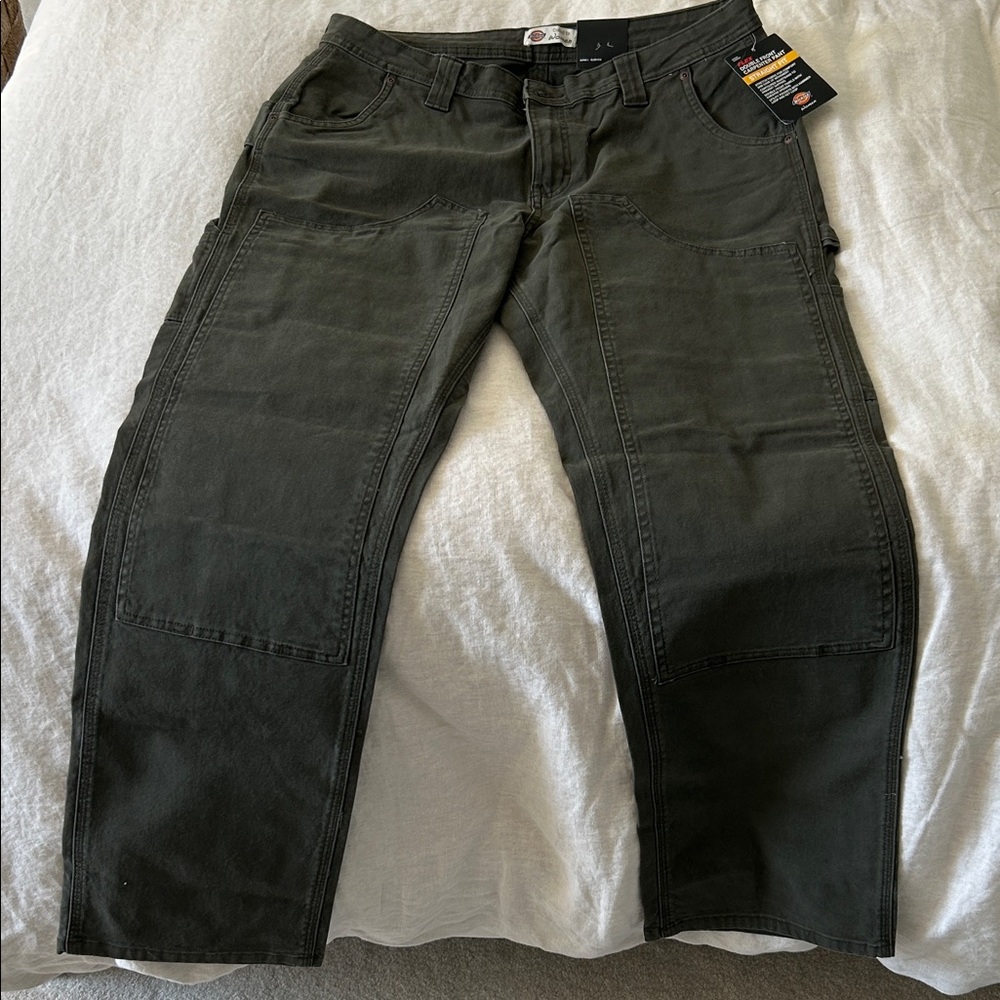 Dickies Women’s Dark Green/Brown Cargo Pants - Picture 4 of 9